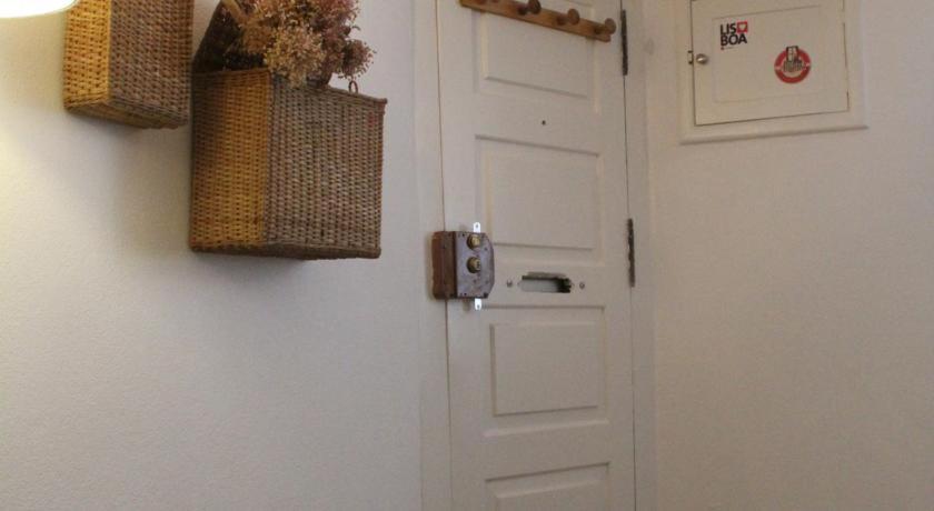 Lisbon Secret & Graca Apartment room 4
